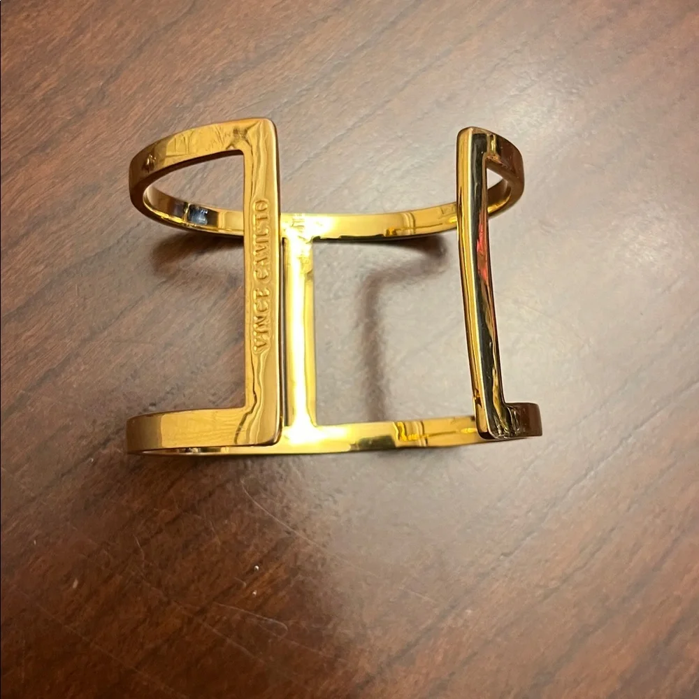 Vince Camuto Gold-tone Cuff Bracelet 🌺Final Price🌺 - Picture 4 of 6